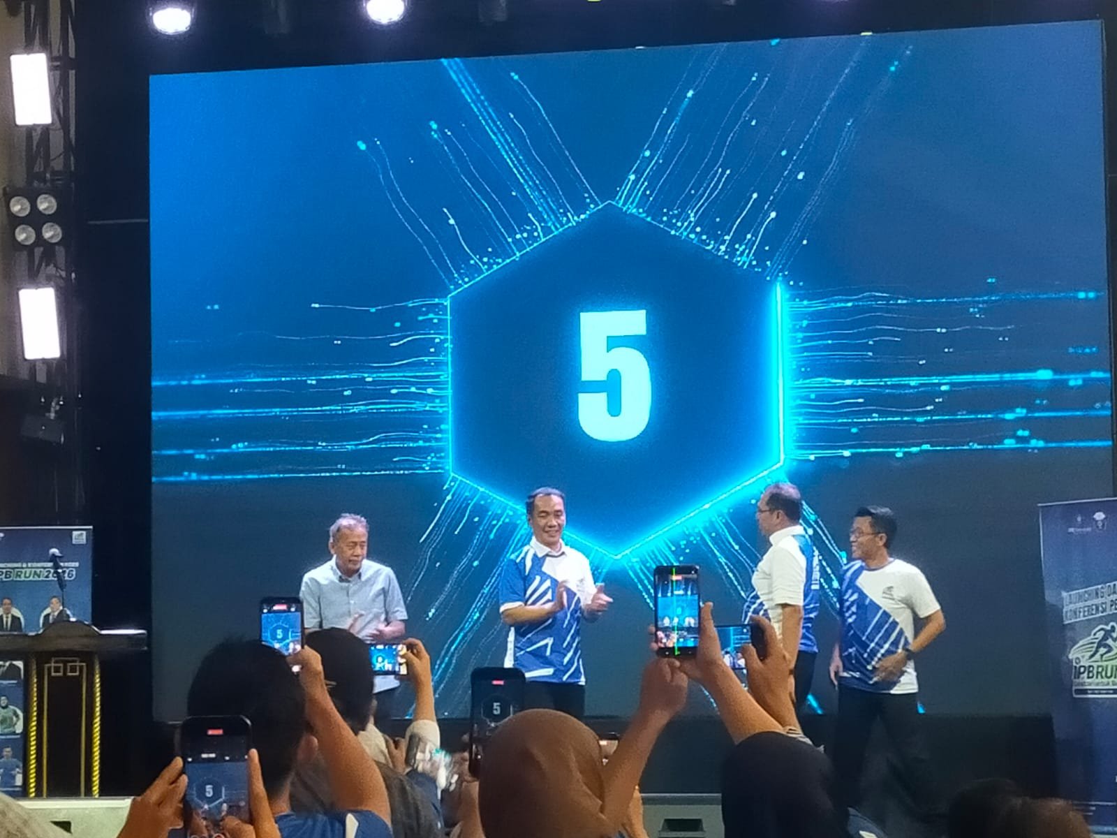 3b85f81a-994e-4387-abbd-d4e86edce160